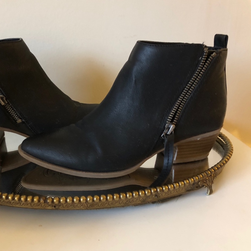 Black Booties with Tassle zip-up